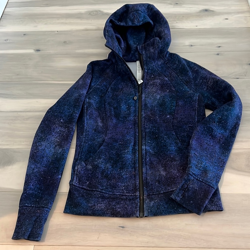 Lululemon Scuba size 6